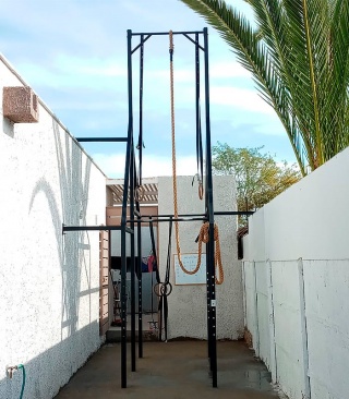 FABRICACIÓN DE ESTACIÓN DE ENTRENAMIENTO HOME PARA CONDOMINIO VALLE DEL MAR